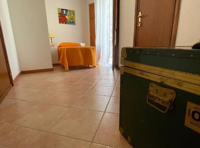 L'agnuni 카스텔라마레델골포