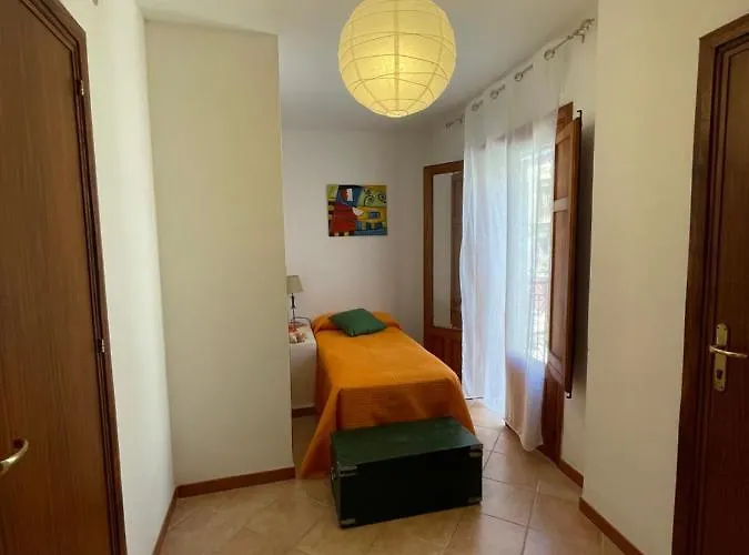 L'agnuni 펜션 카스텔라마레델골포